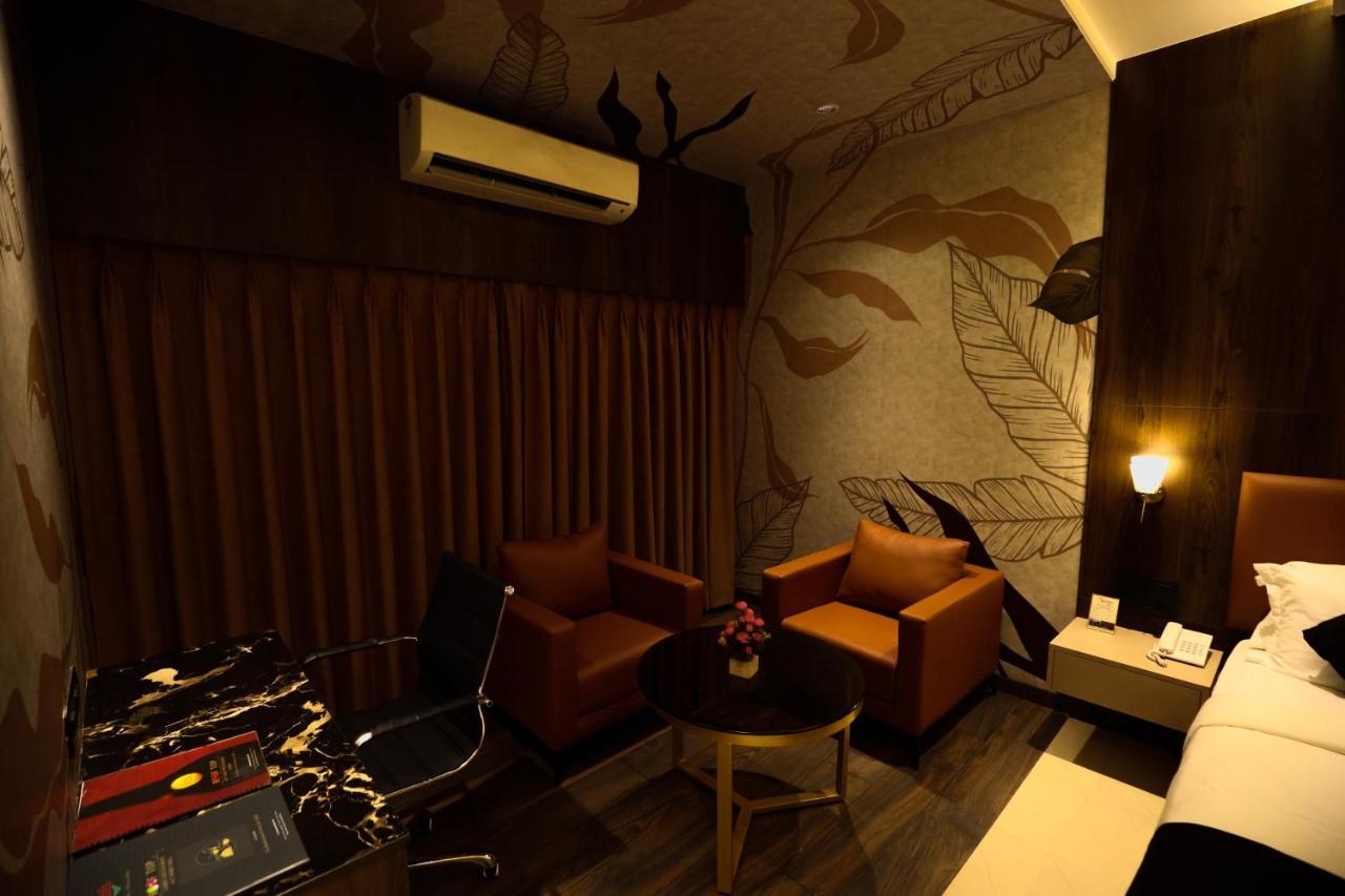 Hotel Atithi, Aurangabad 외부 사진