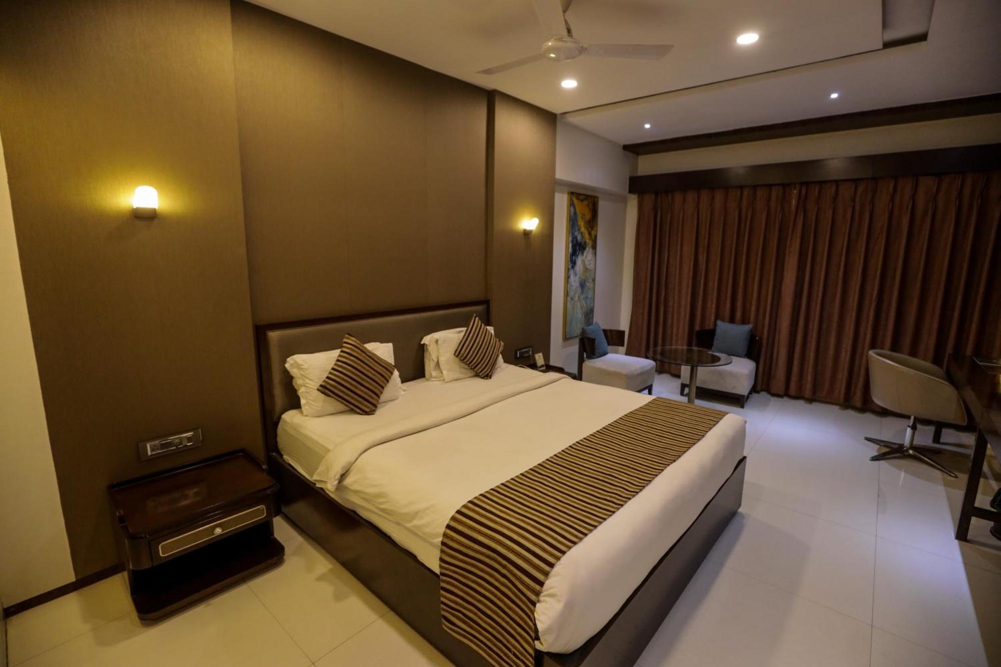 Hotel Atithi, Aurangabad 외부 사진