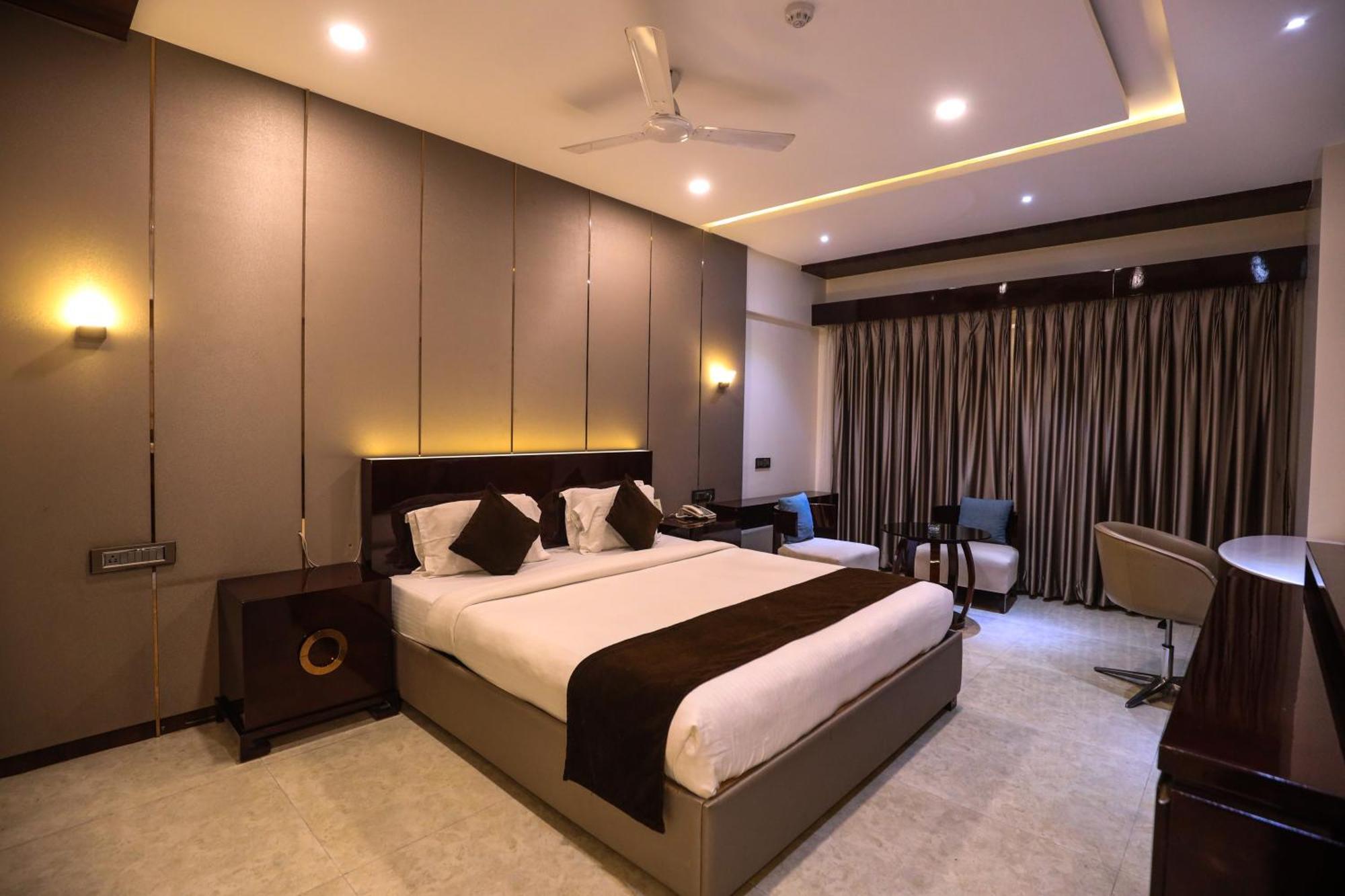 Hotel Atithi, Aurangabad 외부 사진
